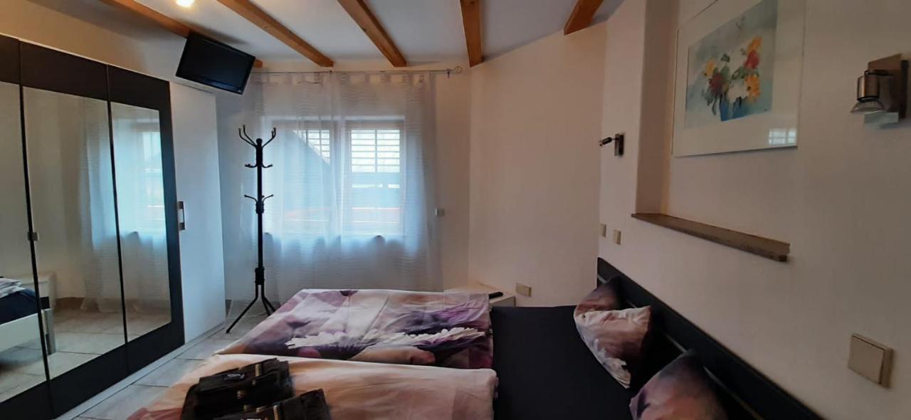 Vivanatura Eifelferienhaus Einruhr Esterno foto