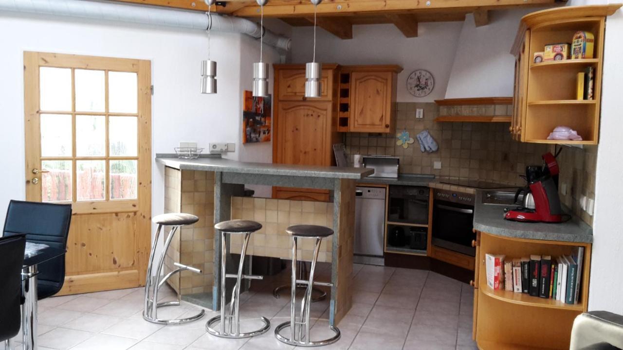 Vivanatura Eifelferienhaus Einruhr Esterno foto